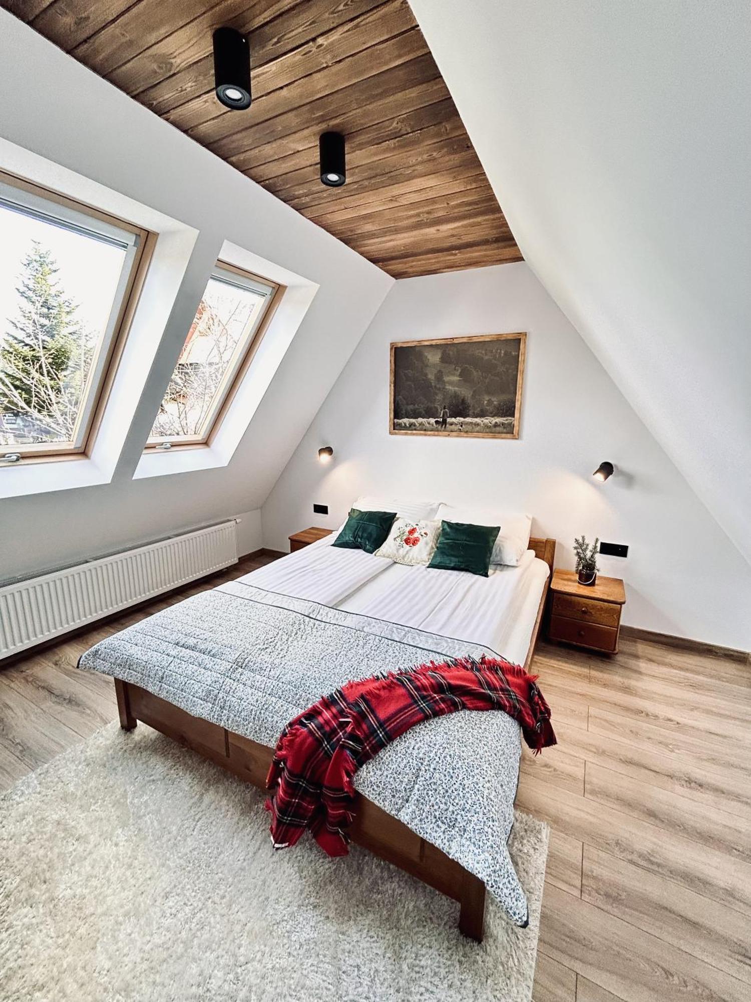 Domek alpejski Jandor - *
